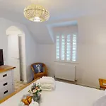 Aubergine - Part Of The The Bay Village With Pool, Gym And Direct Access, Pub, Restaurant, Tennis And Meadows Walks * Filey