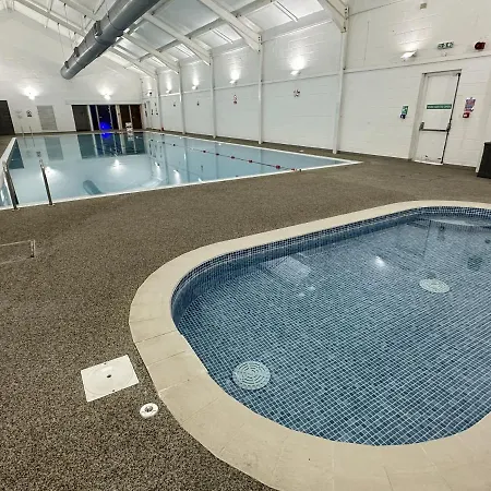 Aubergine - Part Of The The Bay Village With Pool, Gym And Direct Access, Pub, Restaurant, Tennis And Meadows Walks Filey