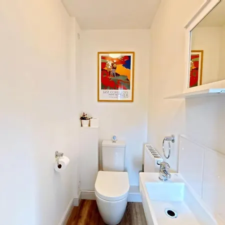 Aubergine - Part Of The The Bay Village With Pool, Gym And Direct Access, Pub, Restaurant, Tennis And Meadows Walks Filey