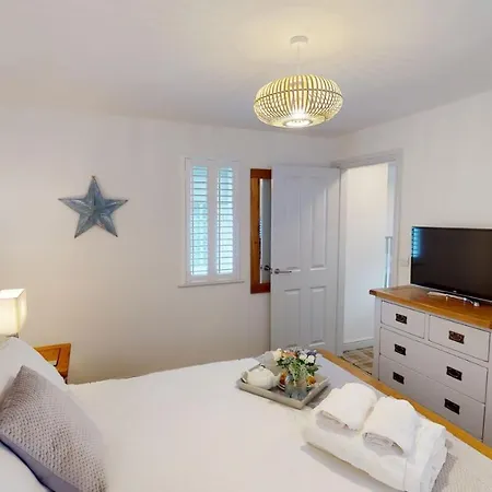 בית נופש Aubergine - Part Of The The Bay Village With Pool, Gym And Direct Access, Pub, Restaurant, Tennis And Meadows Walks